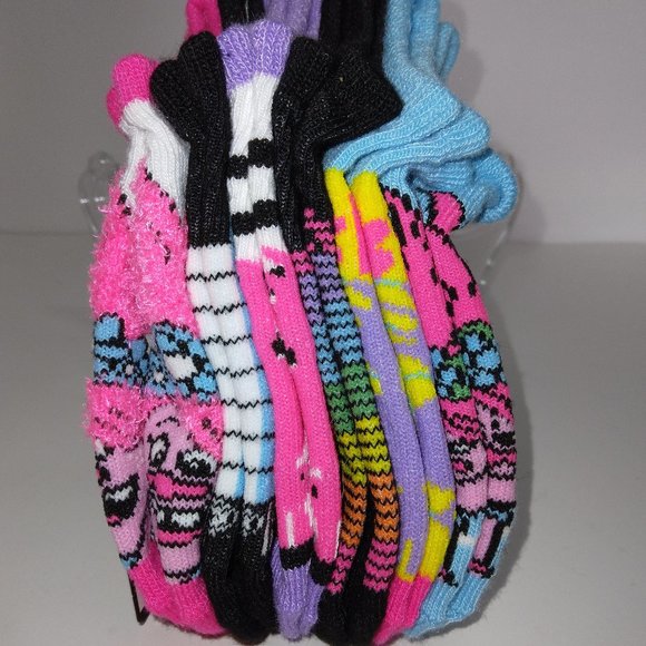 Trolls World Tour Girls' No Show Socks, 6 Pack Size Small 6-10.5 Multi Color - Picture 4 of 8